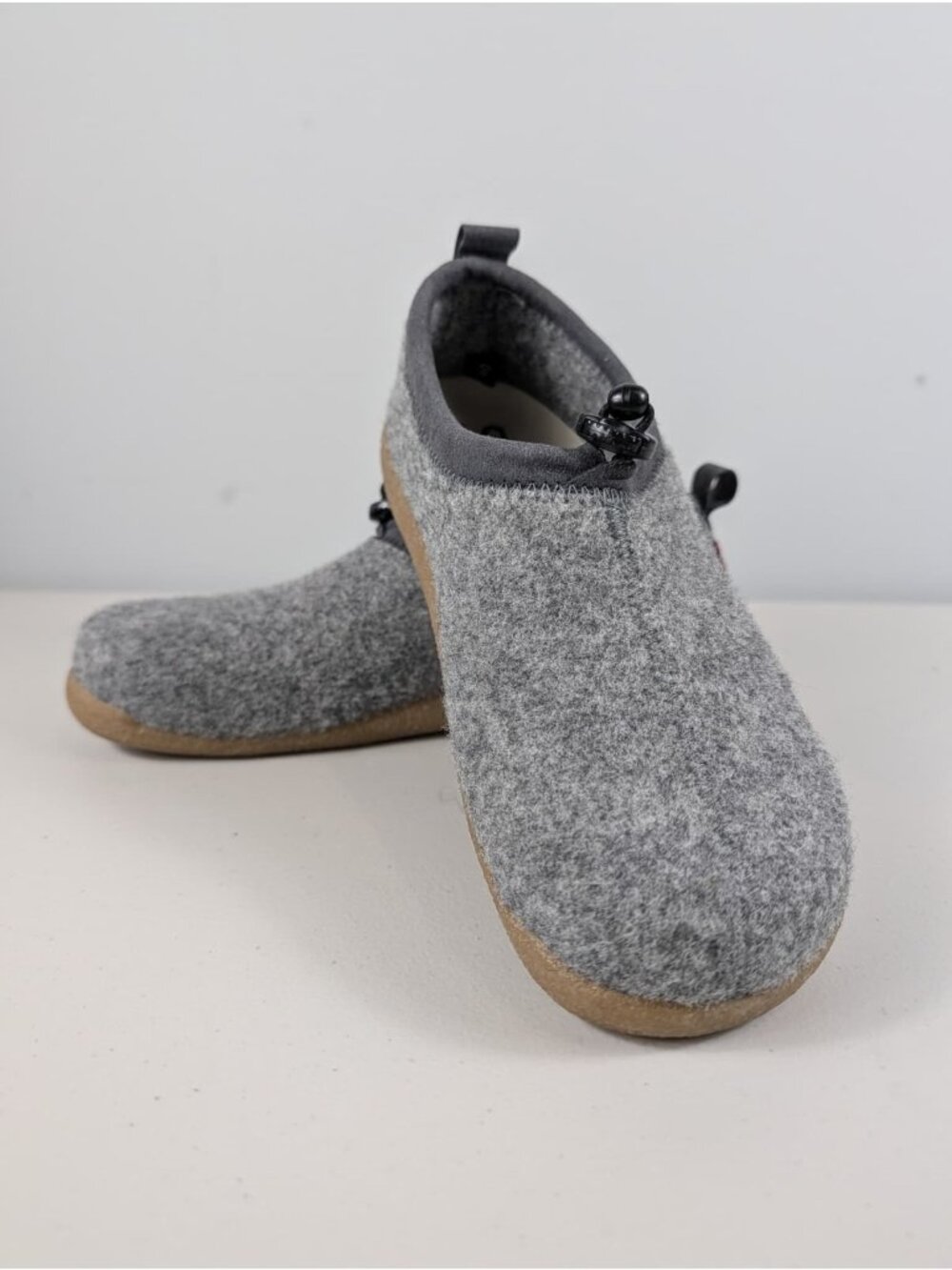 Sanita stromo slippers gray wool women's size 9.5
